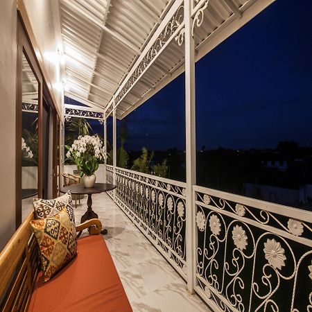The Lavana Batavia Residence Umalas スミニャック エクステリア 写真