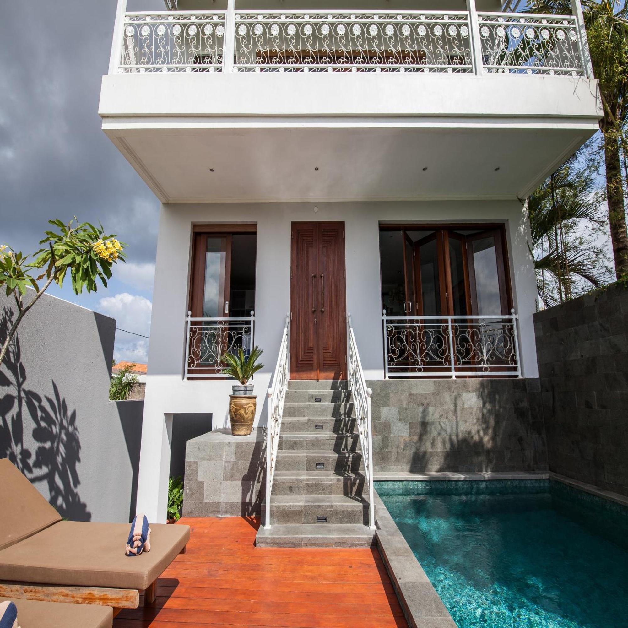 The Lavana Batavia Residence Umalas スミニャック エクステリア 写真