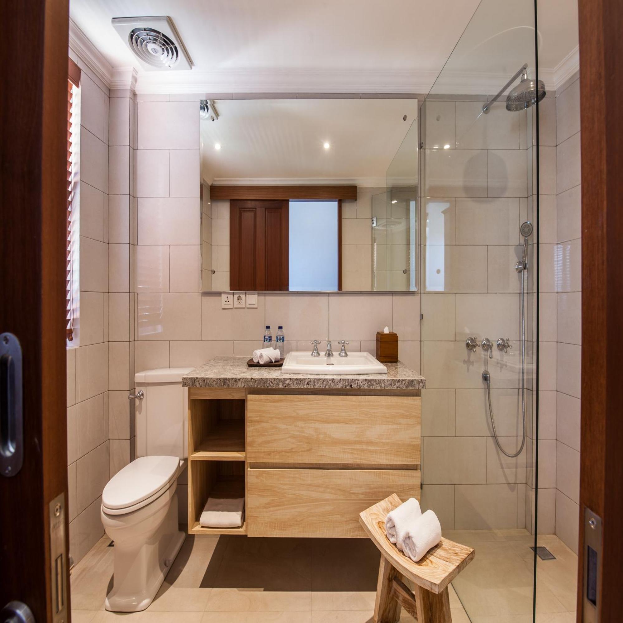 The Lavana Batavia Residence Umalas スミニャック エクステリア 写真